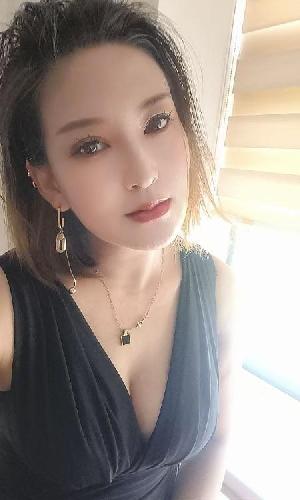 身材性感美女
