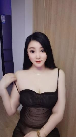 南门依晨小姐姐