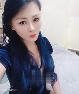 极品骚妹妹性欲强逼紧会玩女上易喷潮