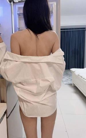 性感迷人小妖精长腿妹妹