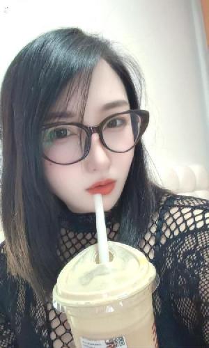 后入大屁股小骚货