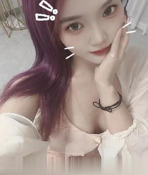 身材丰满的小姐姐年轻嫩