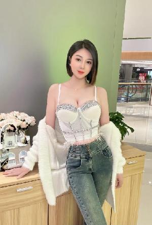 郑州长腿大奶御姐型