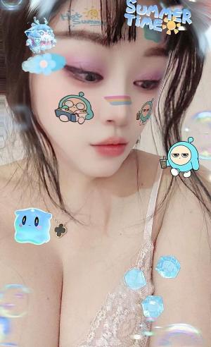 大奶深喉王涵涵