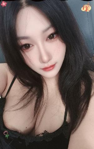 蜜桃臀水多性感姐姐