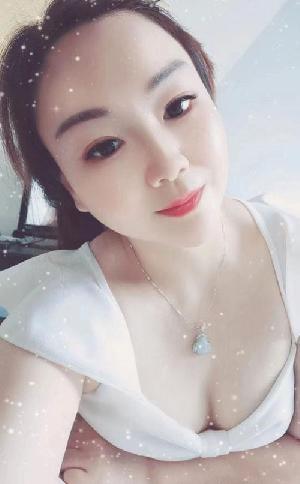 太原性感玉兔大奶翘臀老师