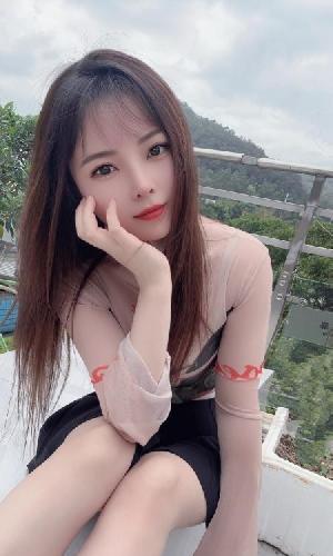 长腿美妇西西