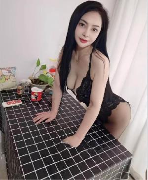 黑丝御姐芊芊