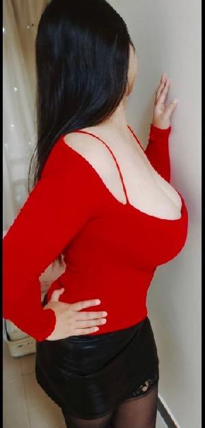 巨乳小姨子