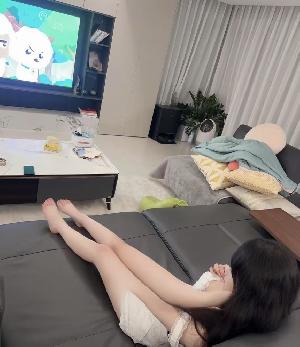 南京新来的奶很大的小姐姐