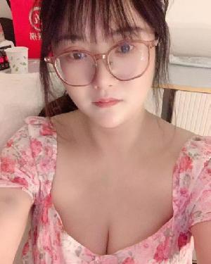 大胸学姐瘦了