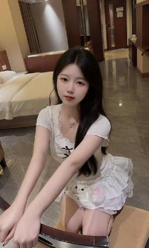 肤白貌美清纯颜值女友