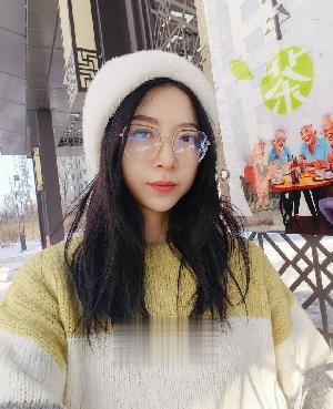 热情主动的风骚妹子看着很良家