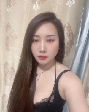 奶牛少妇雪雪