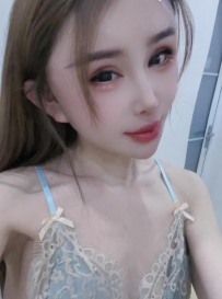 性感大长腿骚嫩妹