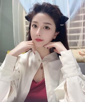 颜值女友小千代
