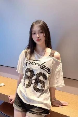 风情服务系妹子