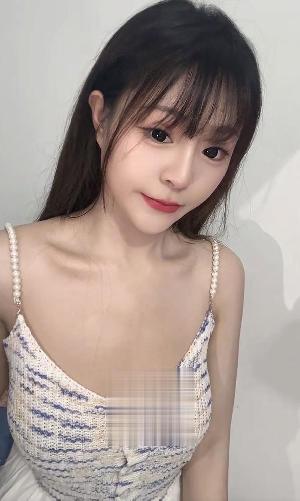 浦东新区高挑丰满大长腿兼职小骚货