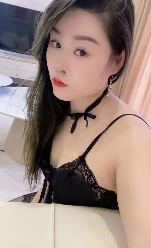 洪河诗琪