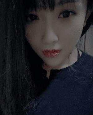 爱健身运动少妇