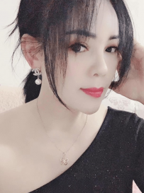 轻熟风韵犹存御姐