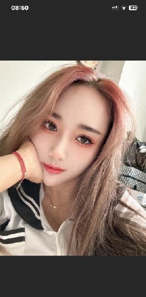 可以三通的骚姐姐