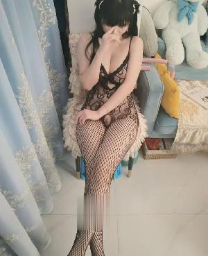 性感骚灵儿老师