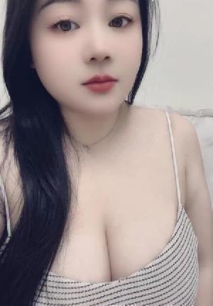 邻家小妹身材好