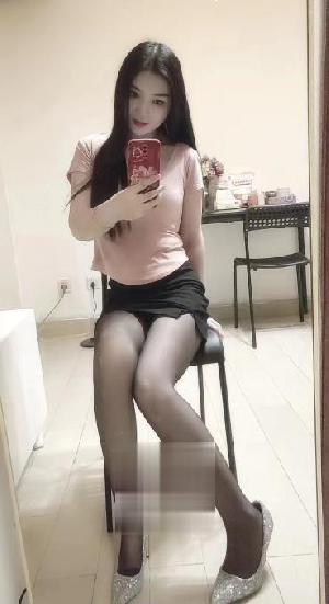 大长腿骚货