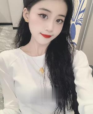 下新下水闷骚喷水少女