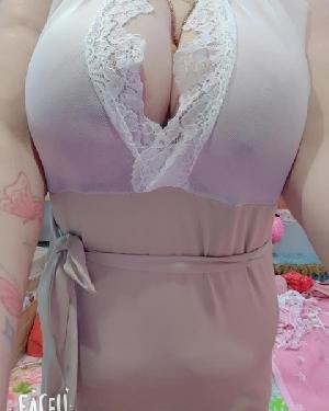 口活一绝的大奶骚妇