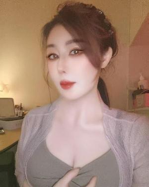 拱墅角色扮演巨乳熟女
