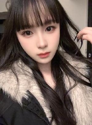 听话乖巧嫩妹