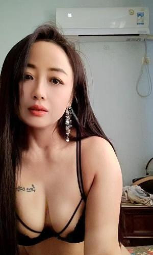 光谷美韵少妇佳佳