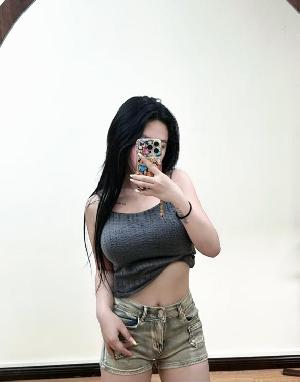 性感嫩妹小玲珑