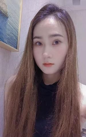 香洲冷白皮御姐