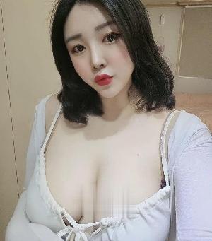未央风骚巨乳小姐姐