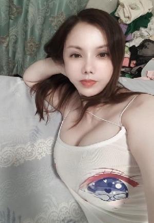 D杯风韵美少妇
