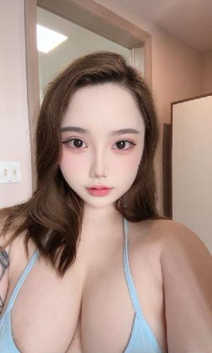 E奶大波素素