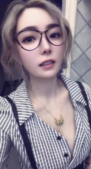 哈市小爱超有爱