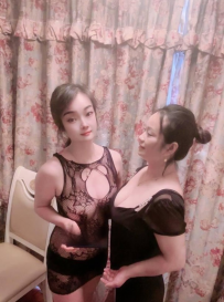 双飞希希姐妹花