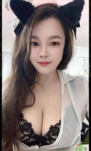 G乳翘臀骚逼推荐