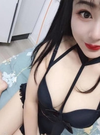 雪天体验大奶妹