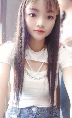 一个小姑娘