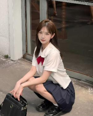 纯情小迷妹