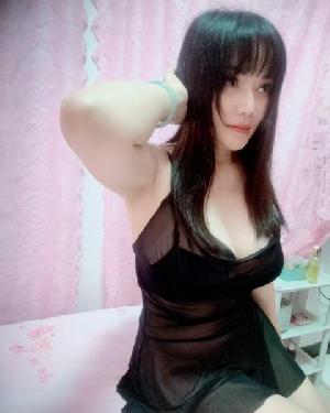 梅花园大奶熟女