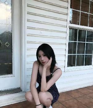 可爱反差口爆妹妹