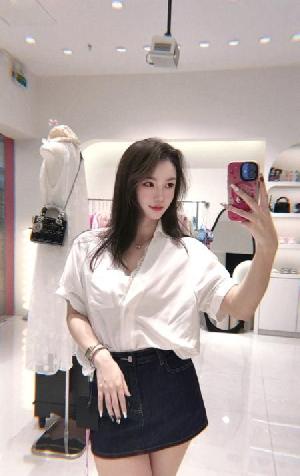 后入波浪臀霜儿老师