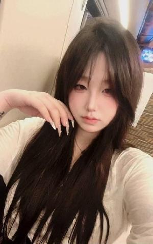 纯情可爱萌妹子