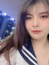 一线天小妹泡芙